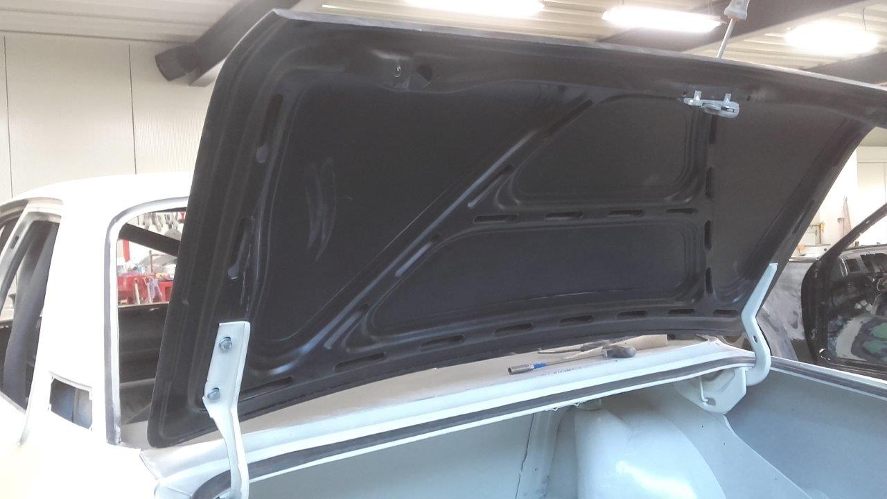 Opel Ascona A wit (307)