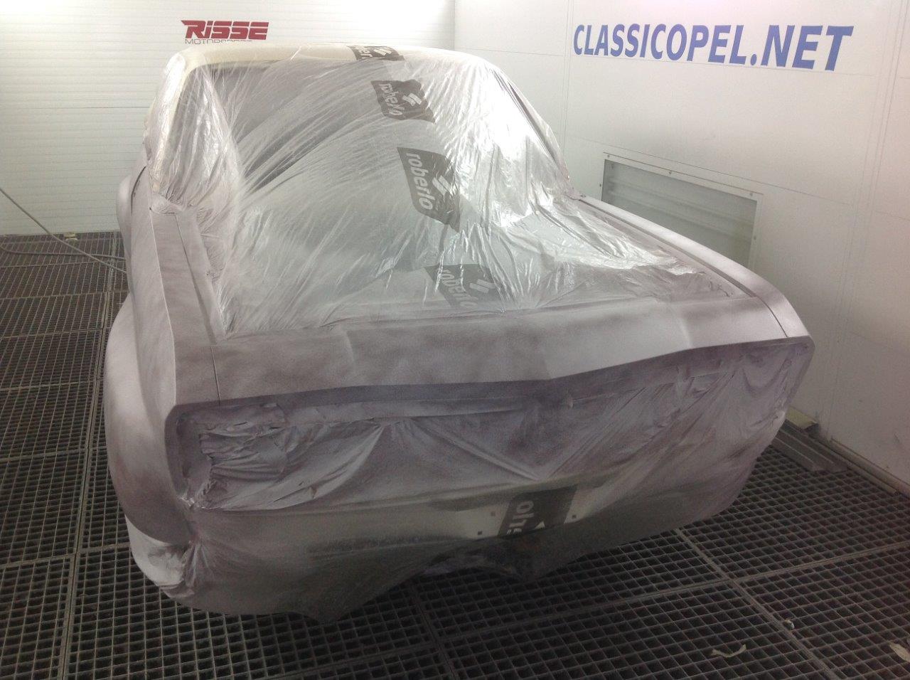 Opel Ascona A wit (326)