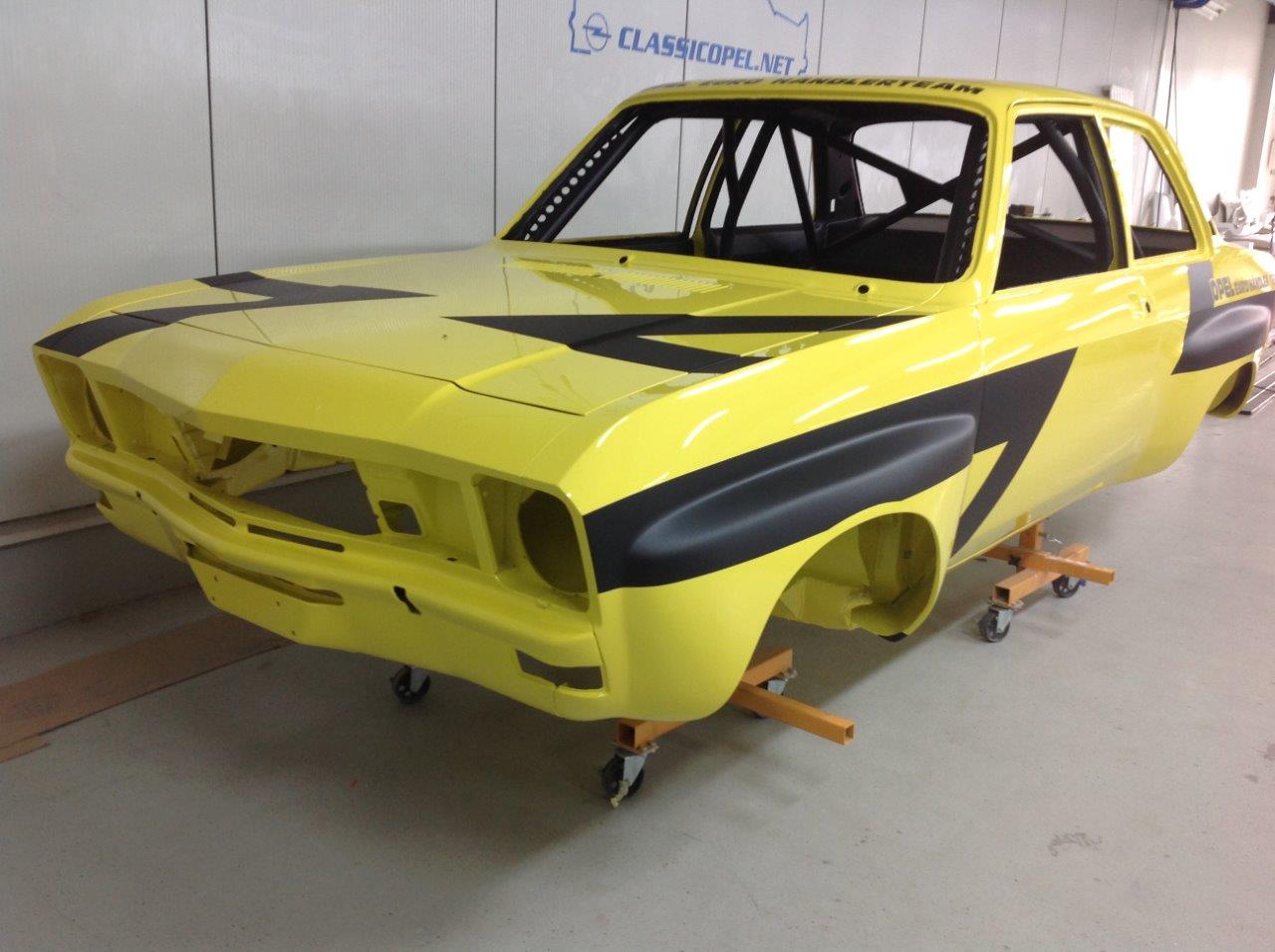 Opel Ascona A wit (448)