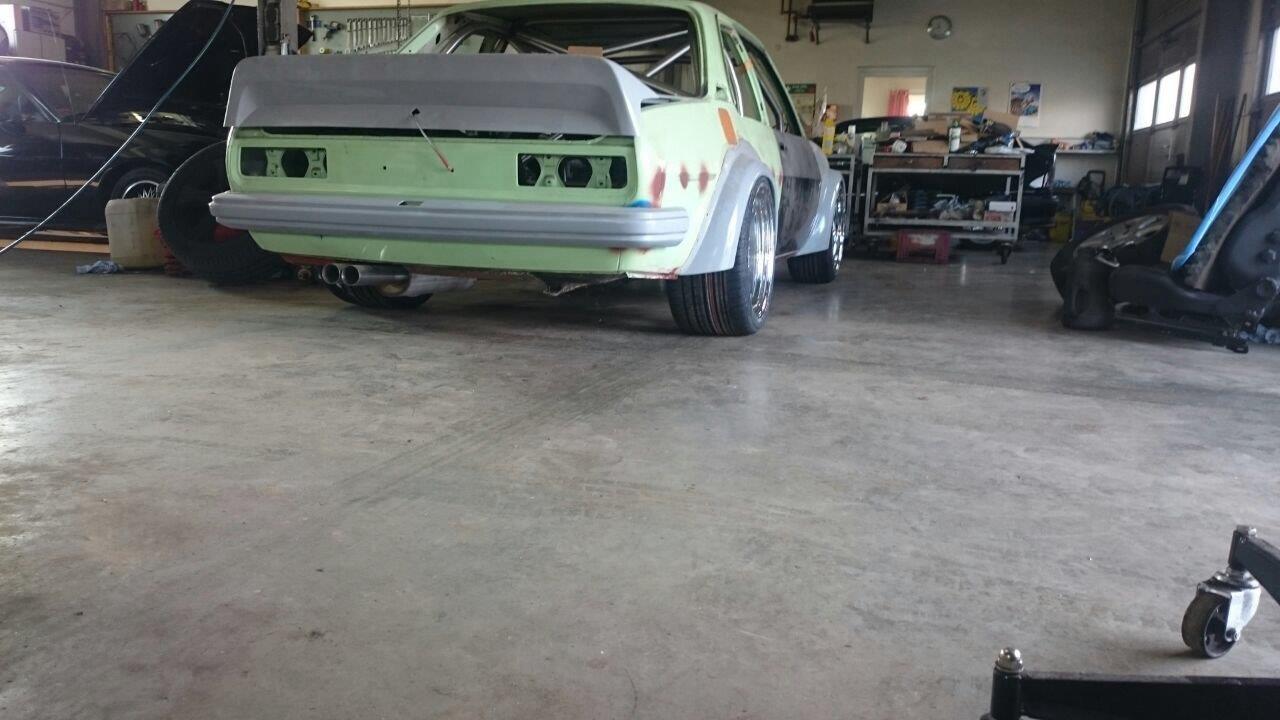 Ascona B400R10(107)