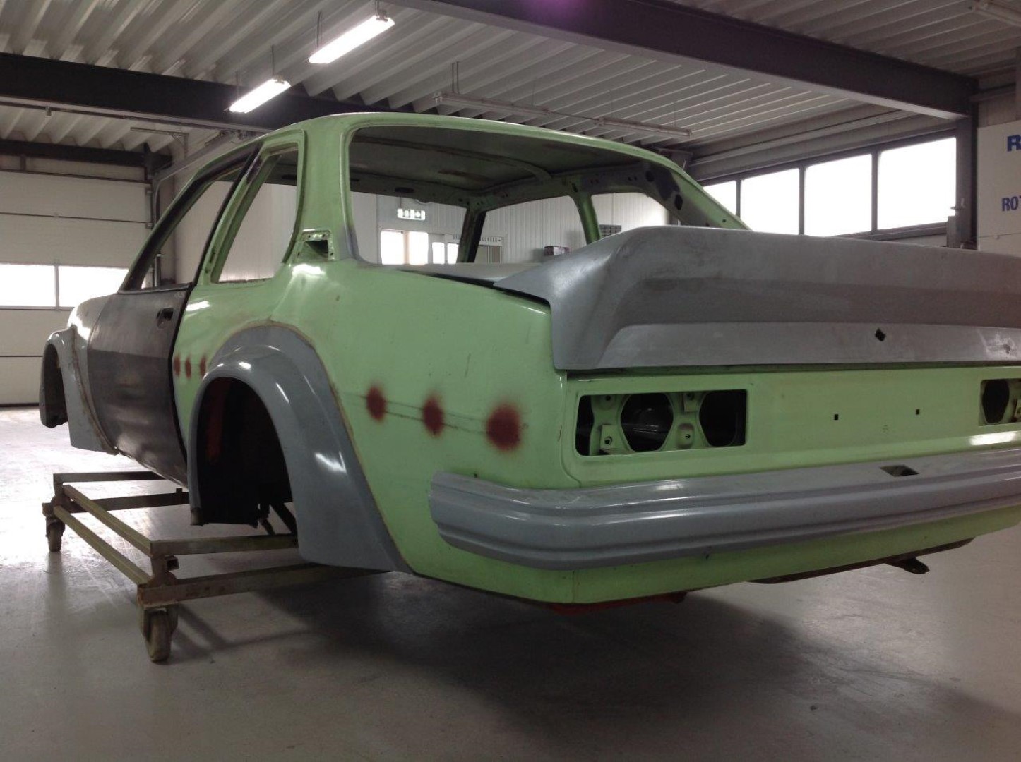 Ascona-B400R10110-116