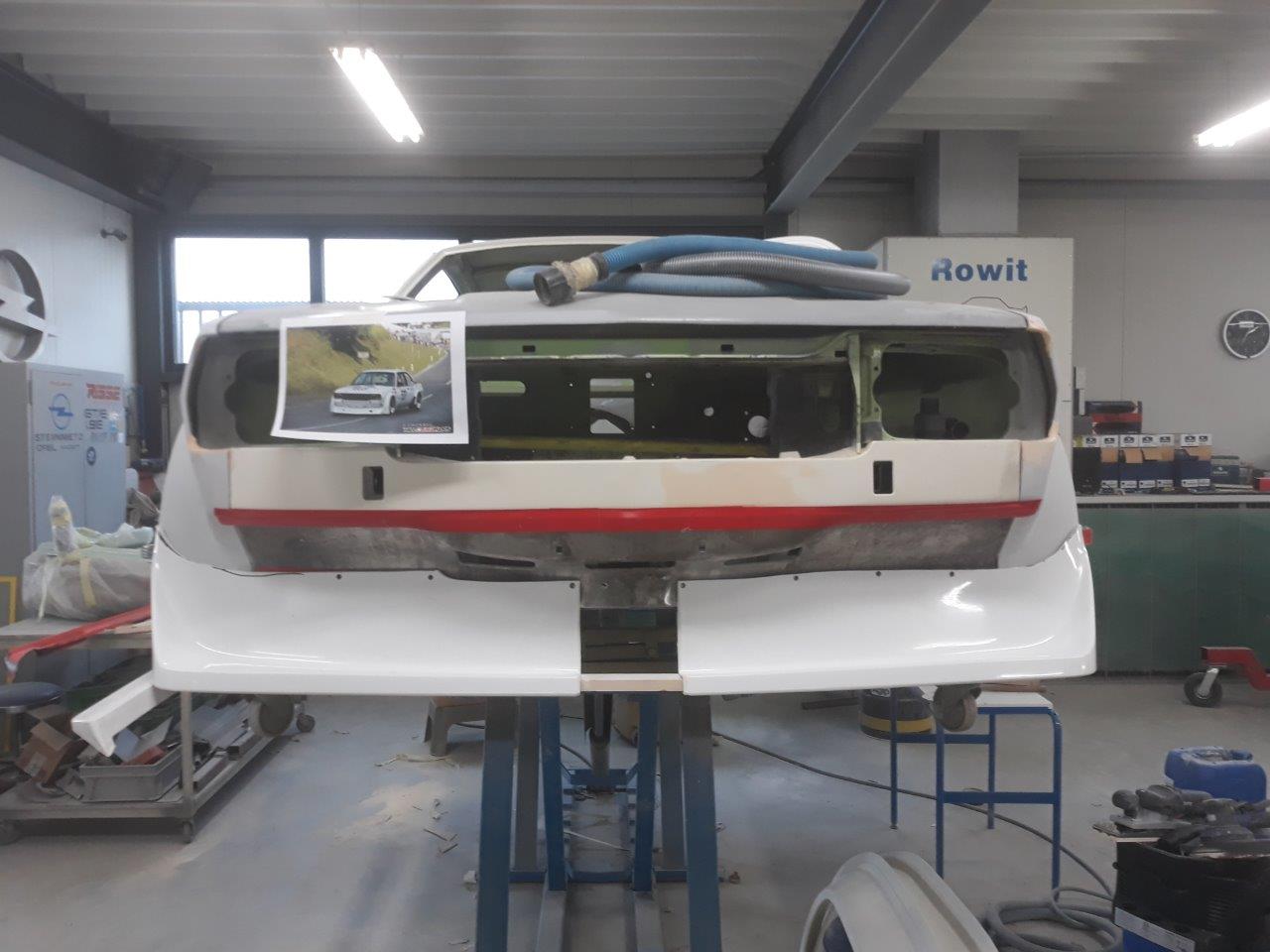 Ascona-B400R10110-157