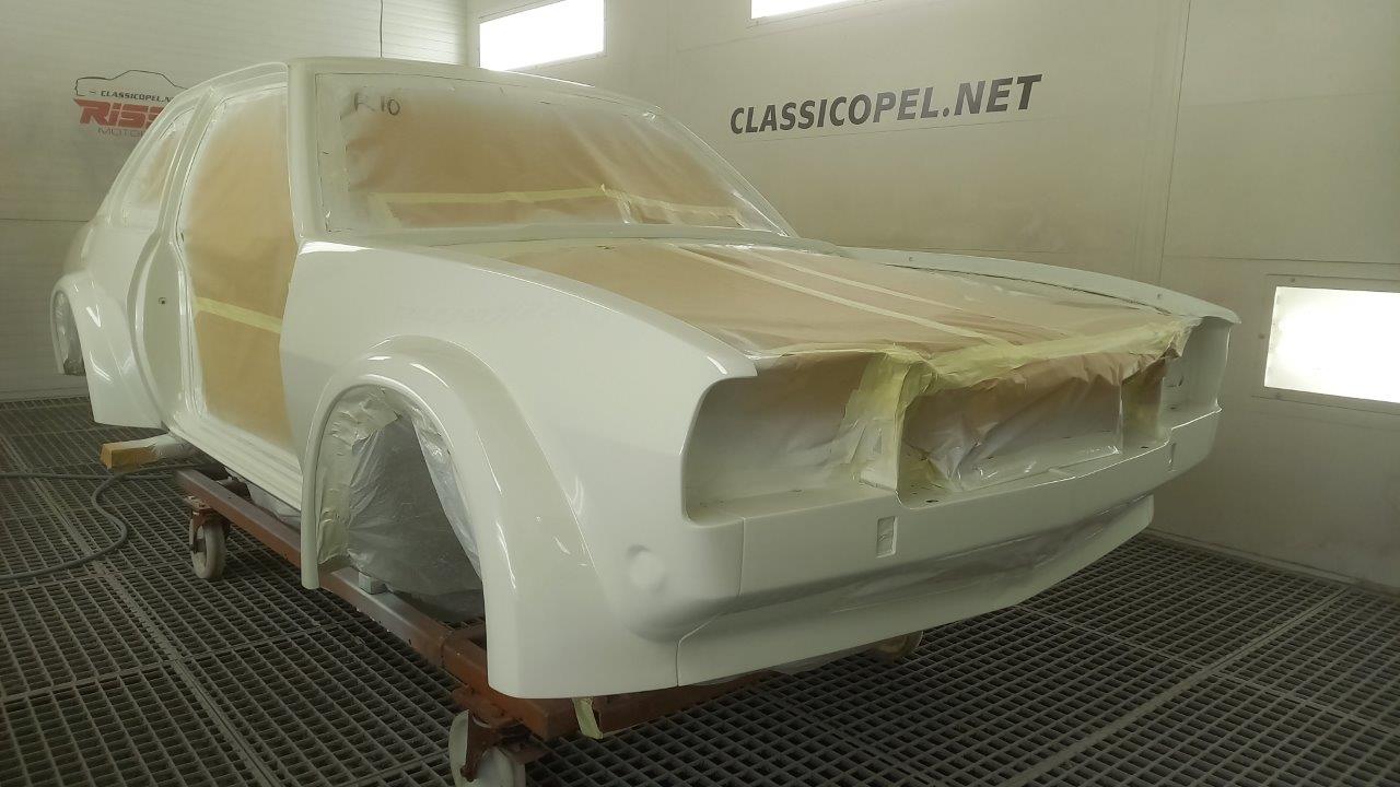 Ascona-B400R10110-266