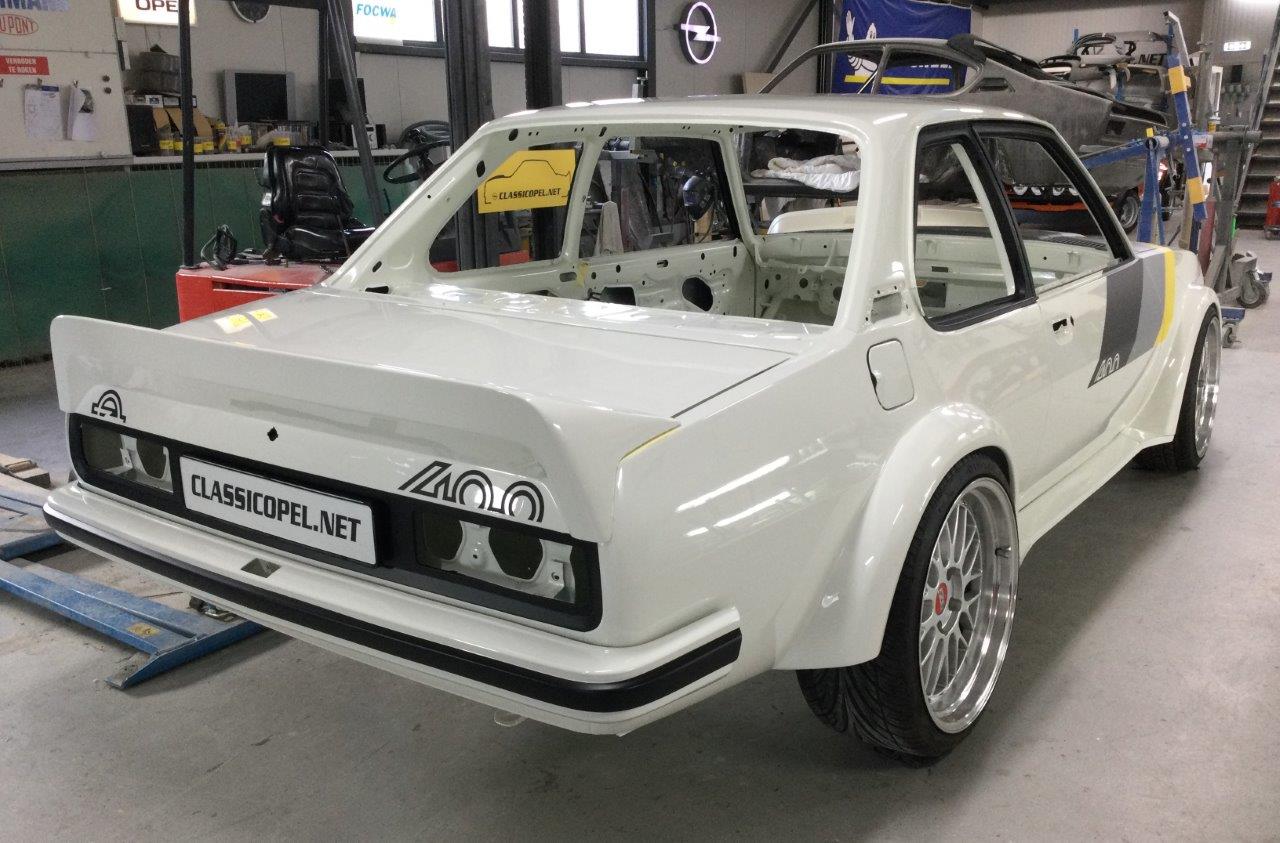 Ascona-B400R10110-323