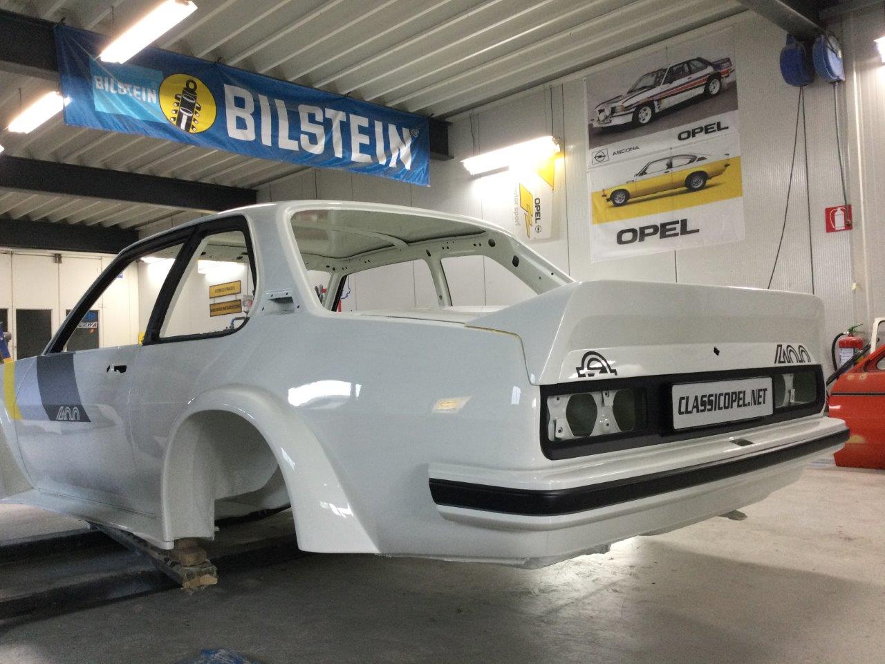 Ascona-B400R10110-327