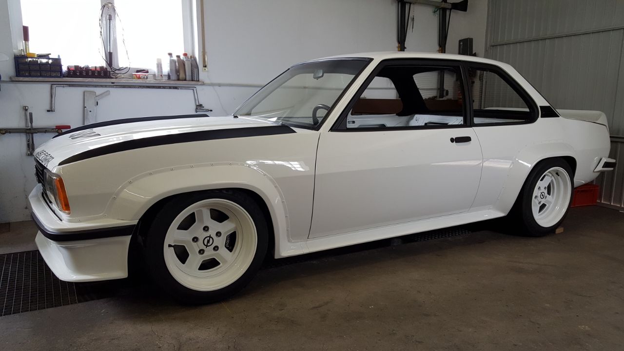 ascona400R11(374)