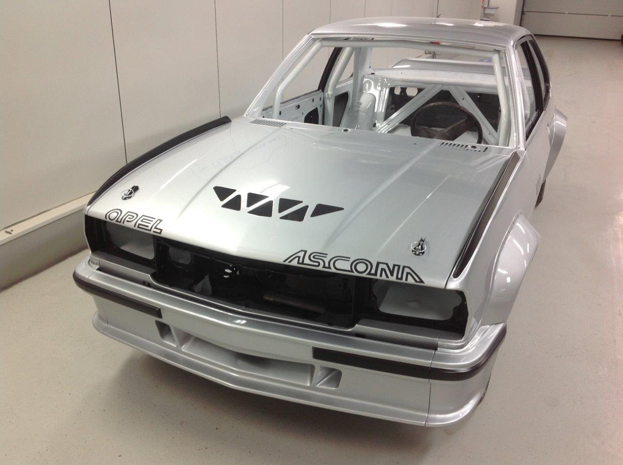 Opel Ascona B 400 R12 (323)
