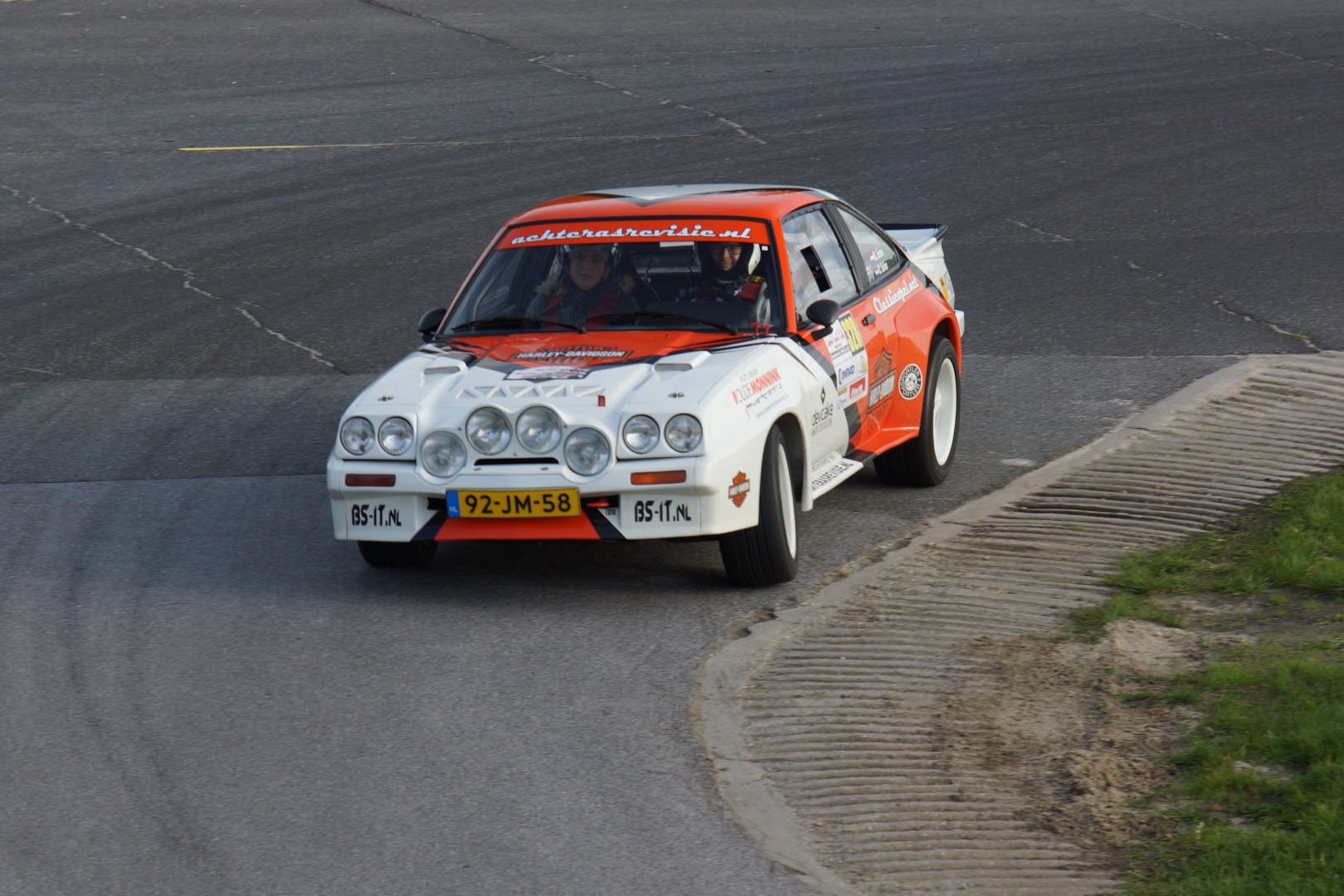 Opel-Manta-400-R-Harley-329