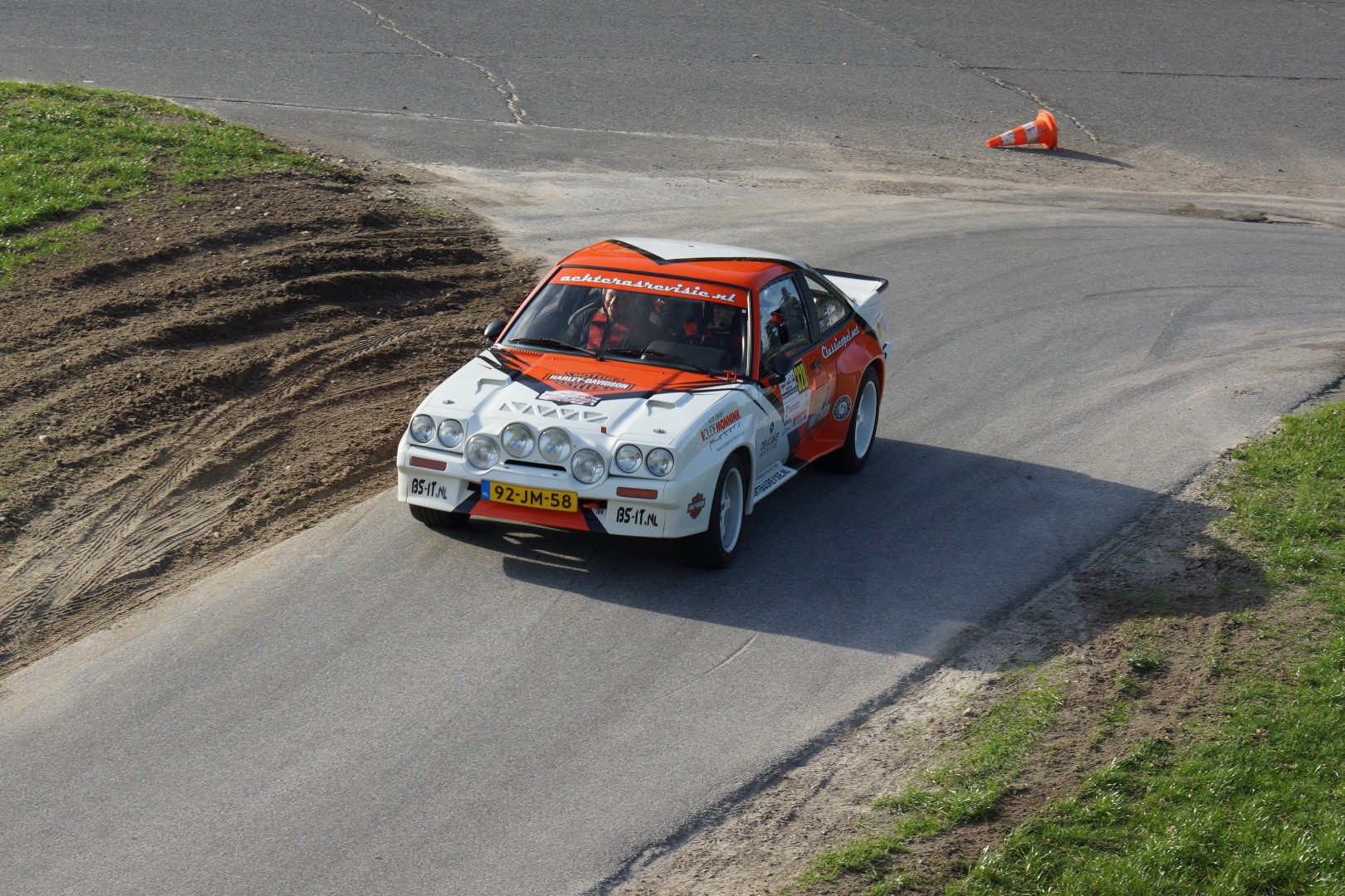 Opel-Manta-400-R-Harley-331