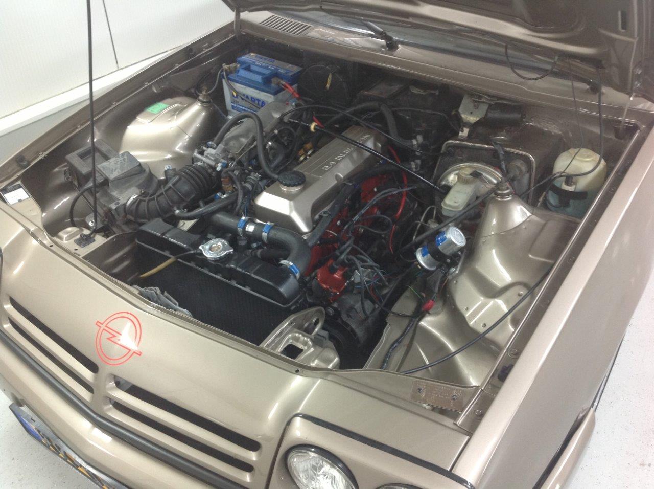 Opel Manta B GSi exclusive (224)