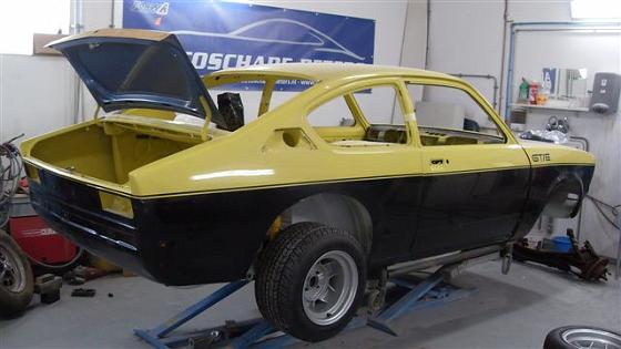 opelkadettgtegeelzwart-20
