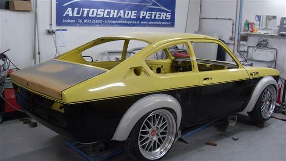 opelkadettgtegeelzwart-27
