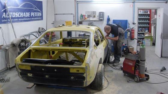opelkadettgtegeelzwart-41