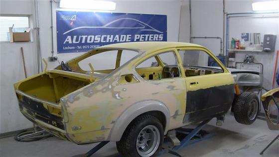 opelkadettgtegeelzwart-46